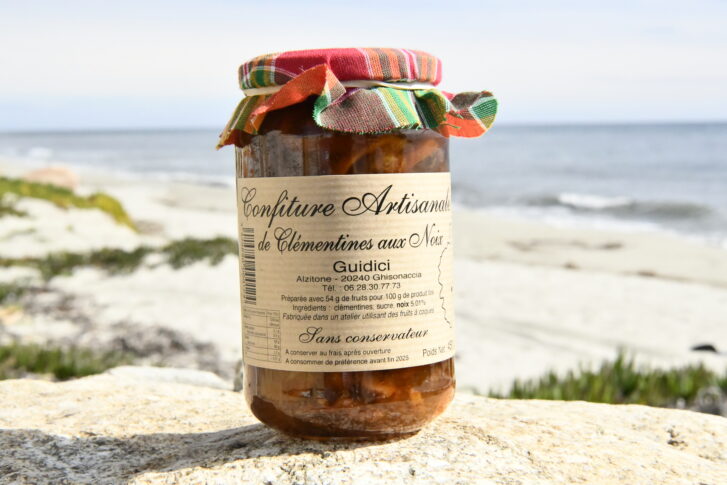 confiture-artisanale-de-clémentines-aux-noix-Guidici