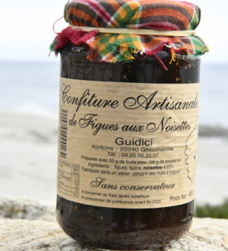 confiture-corse-artisanale-de-figues-aux-noisettes-Guidici