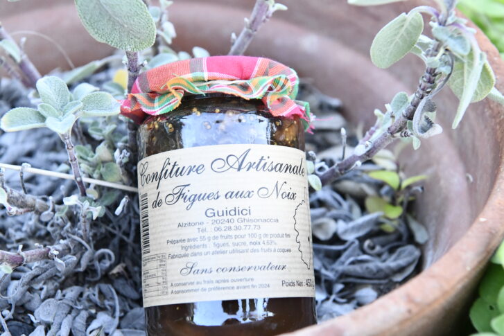 confiture-artisanale-de-figue-au-noix-Guidici