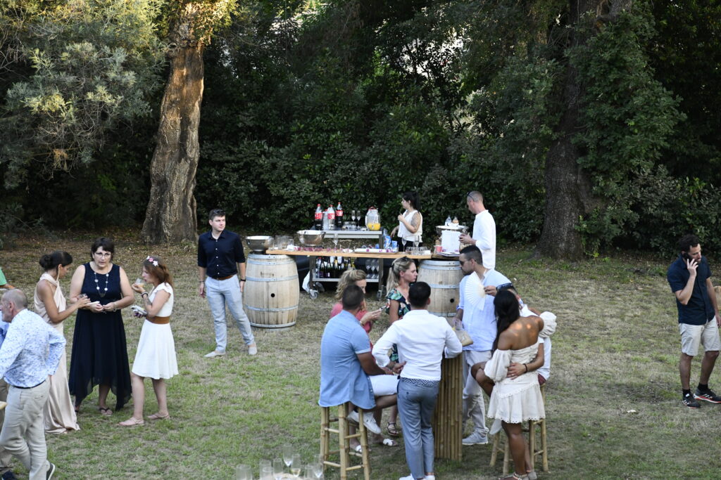 Mini-bar-pour-vin-d'honneur