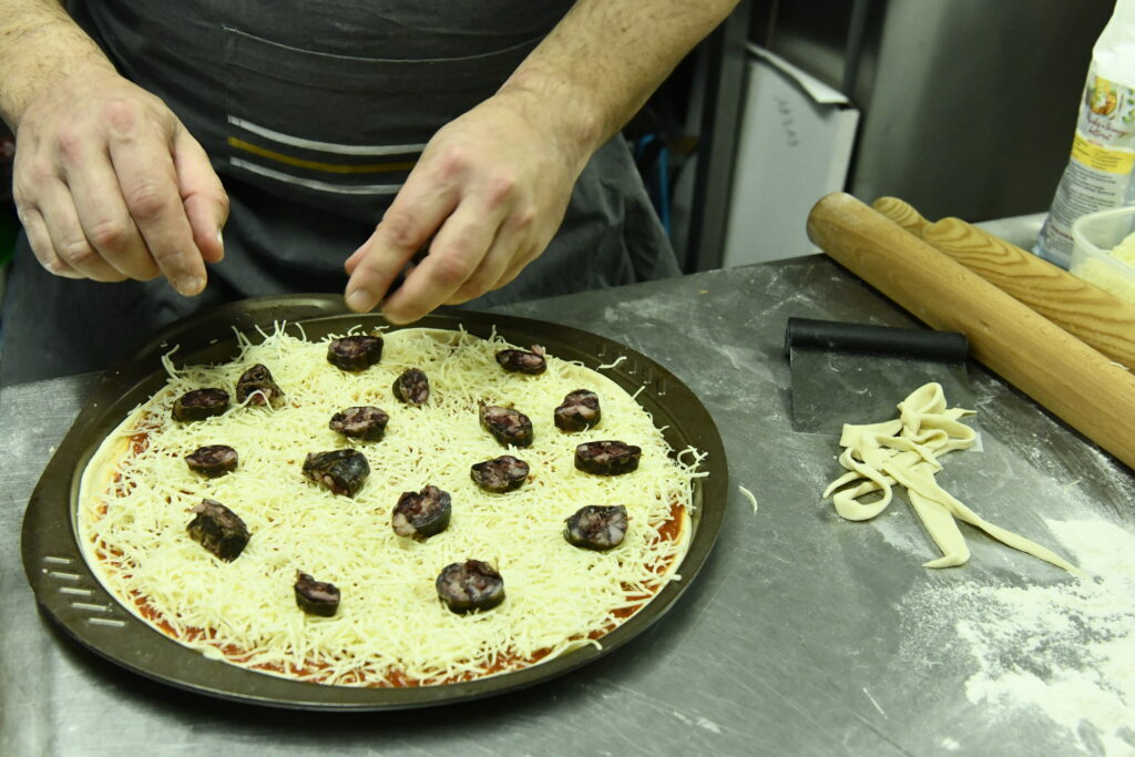 figatelli sur la pizza