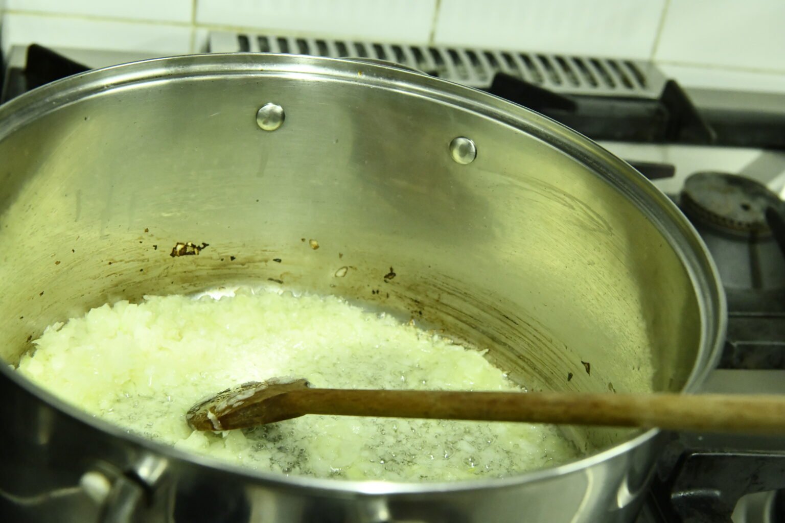 Sauté de veau aux olives corse : La recette pour 6 personnes