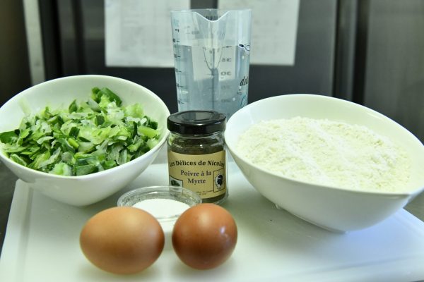 Poivre à la myrte et beignets de poireaux Poivre-à-la-myrte-et-beignets-de-poireaux