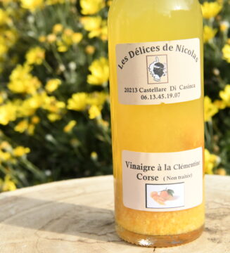 Vinaigre-d'alcool-à-la clementine-corse