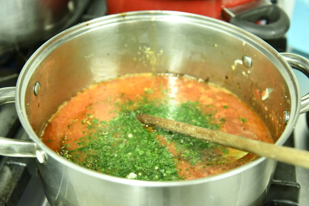 Sauce tomate pour recette des calamars aux figatelli