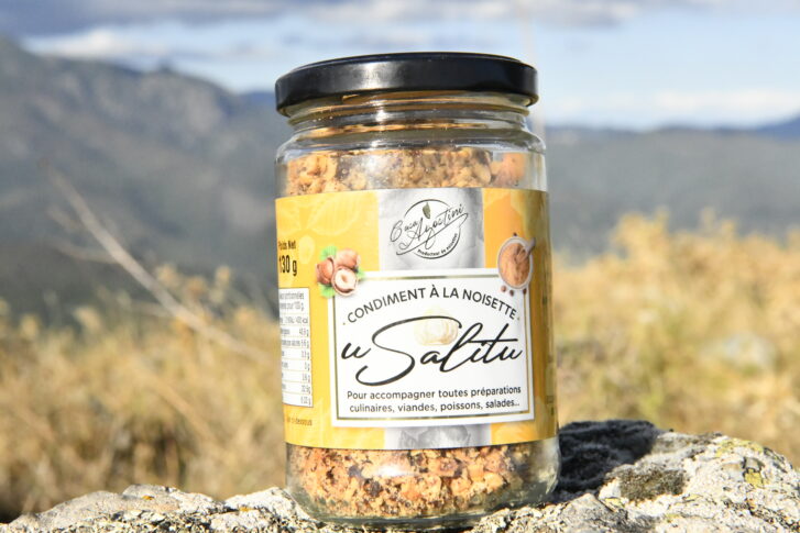 Salitu-un-sel-aromatisé- aux-noisettes-corses