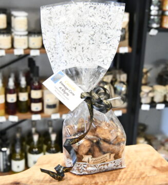Cucciole-au-fromage-corse-de-chèvre-et-myrte