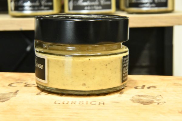 Une moutarde corse a la myrte Une-moutarde-corse-a -la-myrte