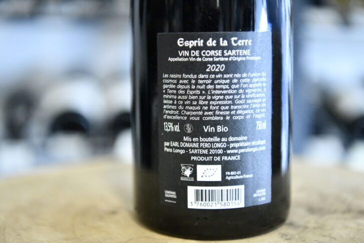 caractéristique-du-vin-rouge-esprit-de-la-terre-du-domaine-pero-longo