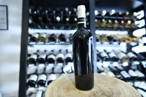 vin corse sartene avec castellu di baricci rouge vin-corse-sartene-avec-castellu-di-baricci-rouge