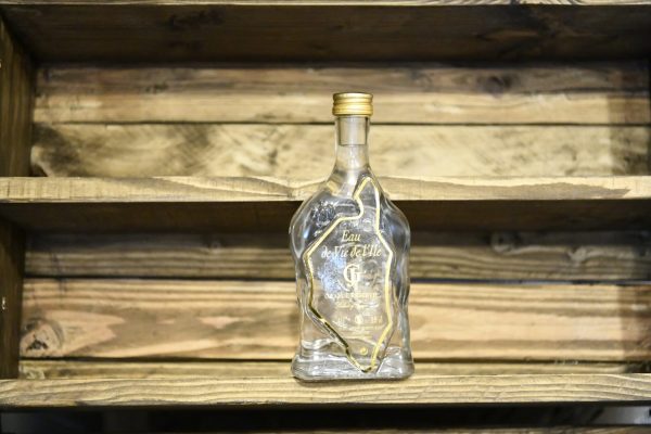 eau-de-vie-corse eau-de-vie-corse