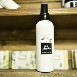 Eau-florale-de-ciste-corse