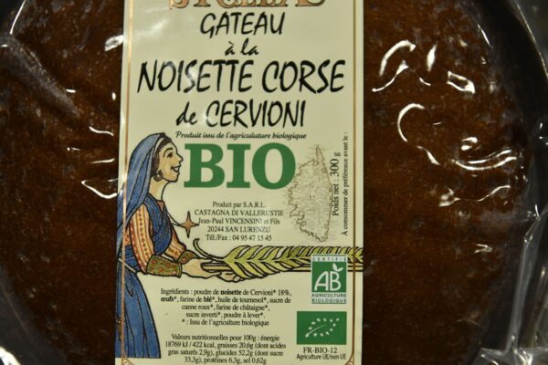 un gateau-6-à-8-parts-a-la-noisette-de-cervioni